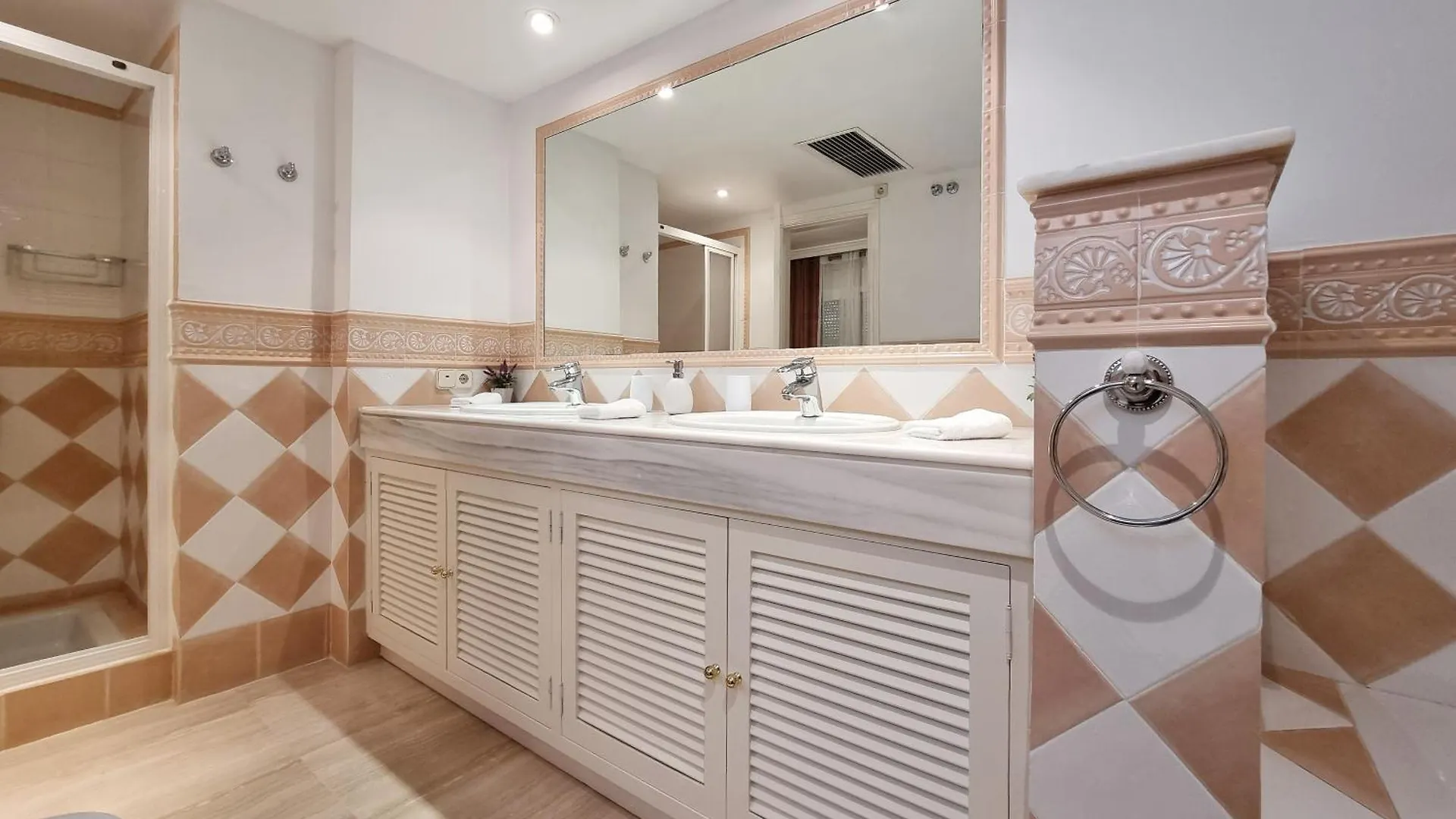 Luxury Hacienda With Sea Views Apartman Marbella Spanyolország